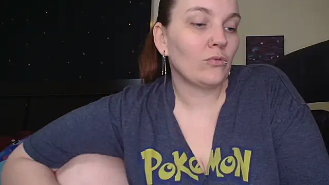 Snapshot of ToxicLilly chatting on 11-14-25, 11:03 ToxicLilly online show from 11-14-25, 11:03