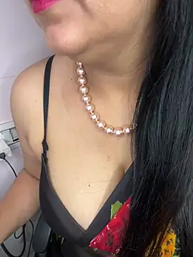 Zoya Varma004 online show from 01-12-26, 09:38