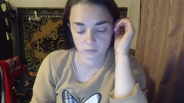 Snapshot of AlisaLaDiva chatting on 09-20-25, 08:03 AlisaLaDiva online show from 09-20-25, 08:03