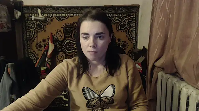 Snapshot of AlisaLaDiva chatting on 12-25-24, 08:28 AlisaLaDiva online show from 12-25-24, 08:28