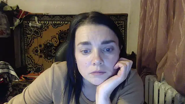 Snapshot of AlisaLaDiva chatting on 12-13-24, 08:47 AlisaLaDiva online show from 12-13-24, 08:47