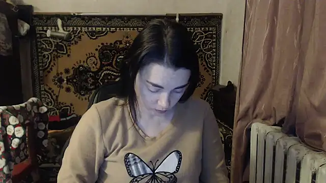 Snapshot of AlisaLaDiva chatting on 12-27-24, 09:32 AlisaLaDiva online show from 12-27-24, 09:32