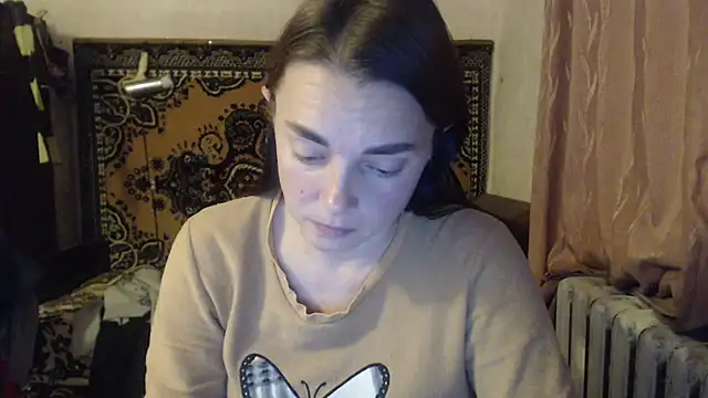 Snapshot of AlisaLaDiva chatting on 10-12-25, 08:10 AlisaLaDiva online show from 10-12-25, 08:10