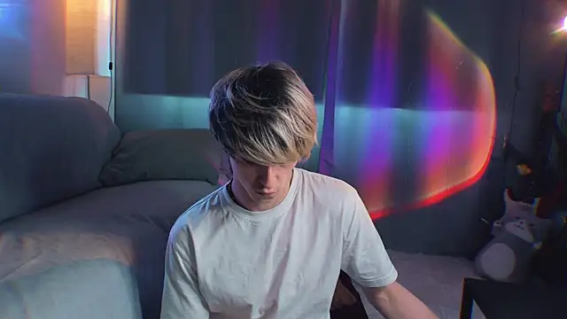 Snapshot of Breston_Sweet chatting on 06-06-26, 04:39 Breston Sweet online show from 06-06-26, 04:39