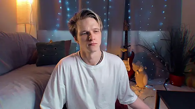 Breston Sweet online show from 04-15-26, 06:52