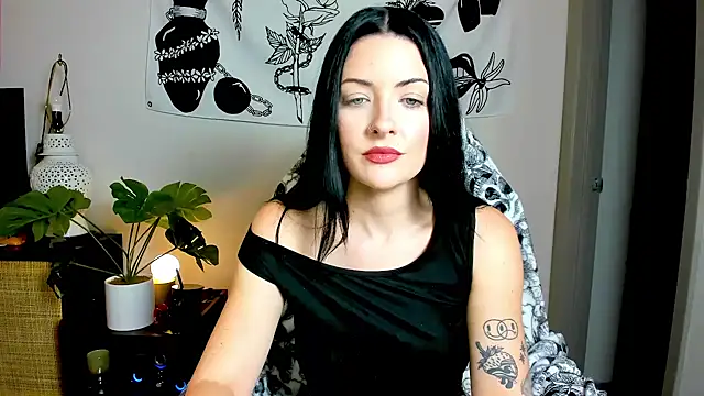 MelroseStrip online show from 11-11-25, 11:20