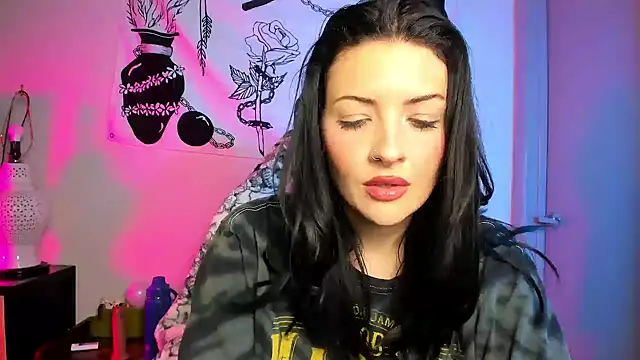 MelroseStrip online show from 12-20-25, 09:28