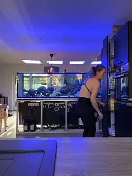 newMichelle online show from 11-05-25, 08:06