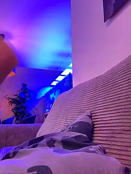 newMichelle online show from 10-28-25, 07:18