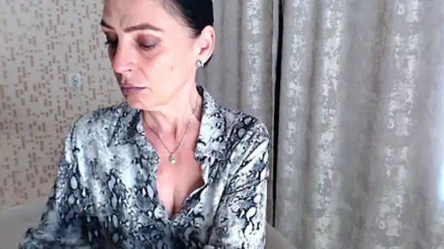 Snapshot of BelovedLady chatting on 05-30-26, 07:15 BelovedLady online show from 05-30-26, 07:15