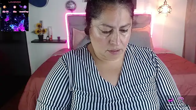 Snapshot of Keyla01_ chatting on 07-29-26, 05:34 Keyla01 online show from 07-29-26, 05:34