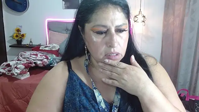 Keyla01  online show from 06-16-26, 06:52
