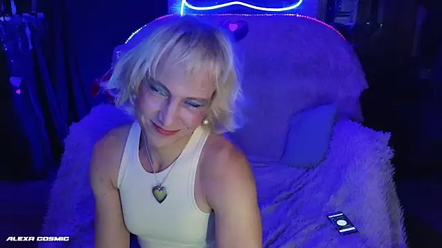 Snapshot of Alexa_Cosmic chatting on 07-18-26, 01:36 Alexa Cosmic online show from 07-18-26, 01:36