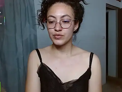 Olivia Bright online show from 03-02-26, 12:33