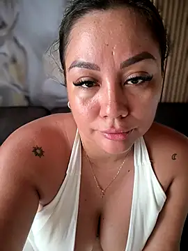 ValeryGrey online show from 11-18-25, 10:24