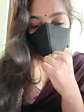 Snapshot of yoursana- chatting on 02-07-26, 03:14 yoursana- online show from 02-07-26, 03:14