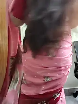 Snapshot of yoursana- chatting on 02-28-26, 03:50 yoursana- online show from 02-28-26, 03:50