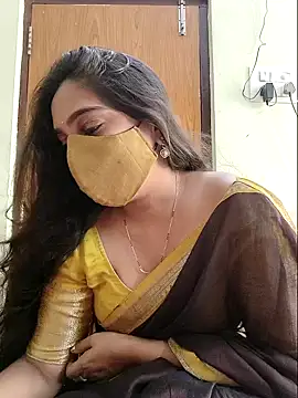 Snapshot of yoursana- chatting on 06-03-26, 03:18 yoursana- online show from 06-03-26, 03:18