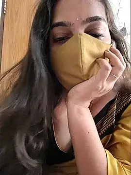 Snapshot of yoursana- chatting on 05-31-26, 03:23 yoursana- online show from 05-31-26, 03:23