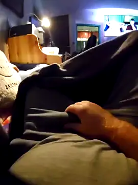 Snapshot of anonymus9006 chatting on 02-04-25, 04:39 anonymus9006 online show from 02-04-25, 04:39