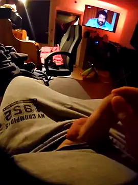 anonymus9006 online show from 11-12-25, 06:01