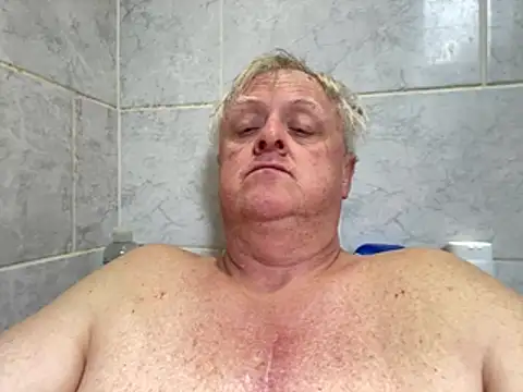 Snapshot of bigbadjon69 chatting on 04-11-26, 11:47 bigbadjon69 online show from 04-11-26, 11:47