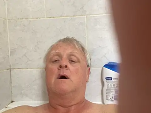 Snapshot of bigbadjon69 chatting on 05-25-26, 01:10 bigbadjon69 online show from 05-25-26, 01:10