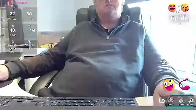 Snapshot of bigbadjon69 chatting on 10-23-25, 02:49 bigbadjon69 online show from 10-23-25, 02:49
