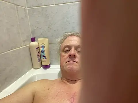 Snapshot of bigbadjon69 chatting on 02-15-25, 01:16 bigbadjon69 online show from 02-15-25, 01:16