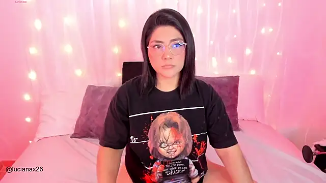 lucy26  online show from 10-25-25, 02:22