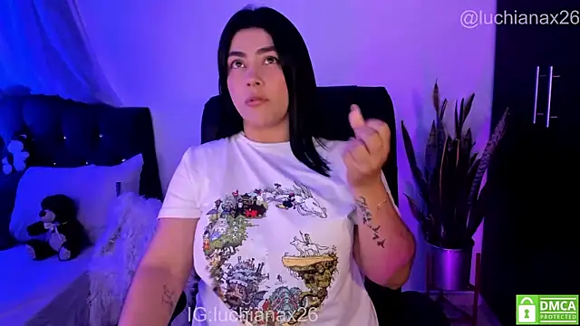 lucy26  online show from 04-14-26, 02:38