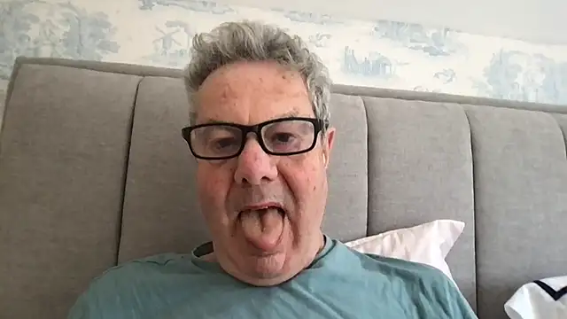 Oldpistolpete online show from 04-21-26, 07:26