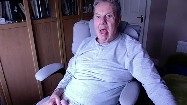 Oldpistolpete online show from 04-15-26, 08:53