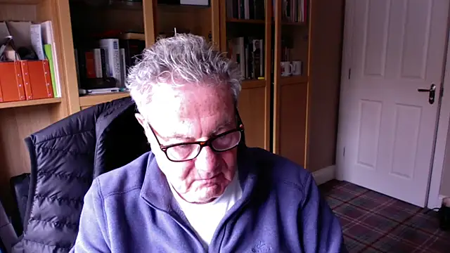 Snapshot of Oldpistolpete chatting on 10-13-25, 10:50 Oldpistolpete online show from 10-13-25, 10:50