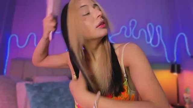 Sofly s online show from 02-20-26, 12:07