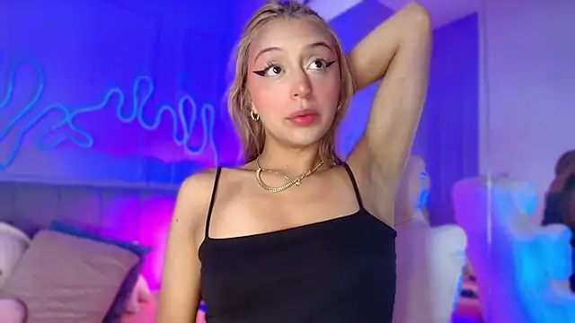 Sofly s online show from 04-22-26, 11:50