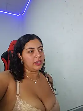 Mary pinkish online show from 02-03-25, 11:47