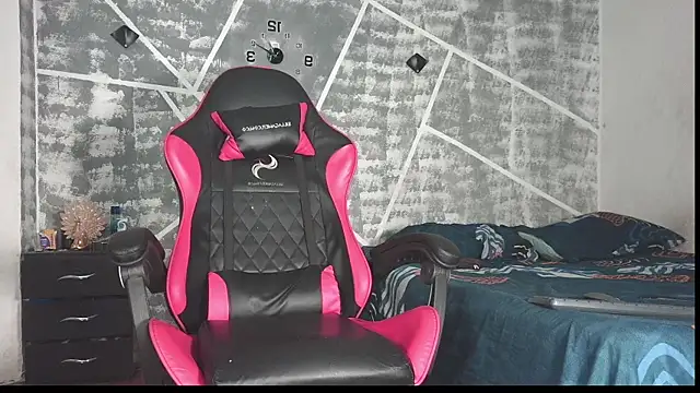 leonidas 18k online show from 11-14-25, 04:49