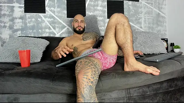 leonidas 18k online show from 07-22-26, 04:14