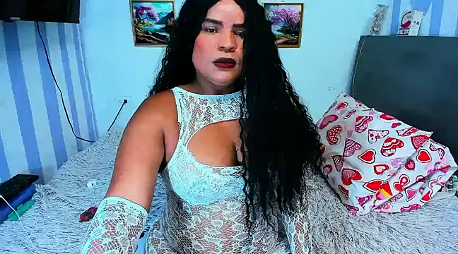 Snapshot of luciana_osorno chatting on 03-22-25, 04:56 luciana osorno online show from 03-22-25, 04:56