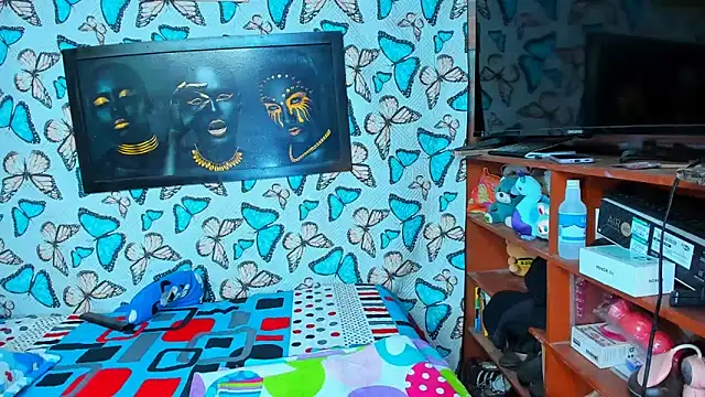 Snapshot of luciana_osorno chatting on 02-23-26, 06:14 luciana osorno online show from 02-23-26, 06:14