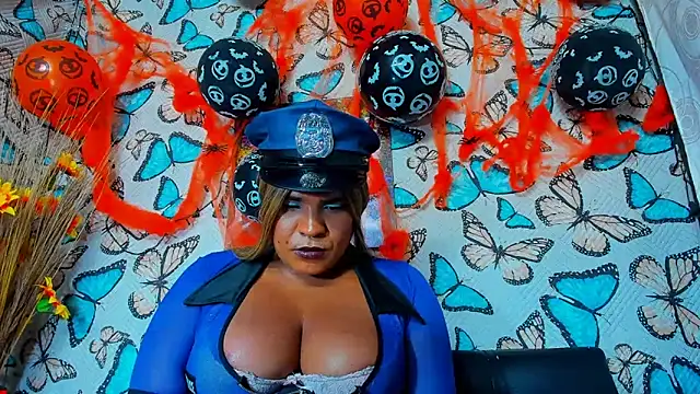 Snapshot of luciana_osorno chatting on 11-01-25, 12:17 luciana osorno online show from 11-01-25, 12:17