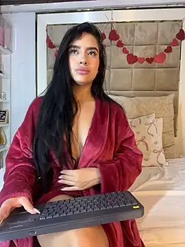 Victoria adaams online show from 02-07-25, 10:52