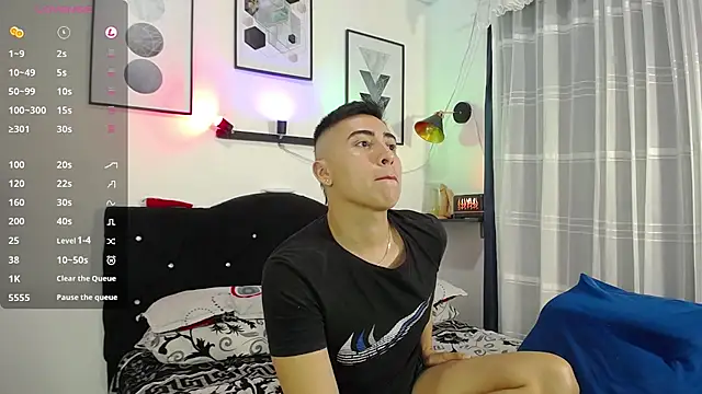 Tomas and liam online show from 02-28-25, 01:26