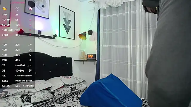 Tomas and liam online show from 03-06-25, 05:14