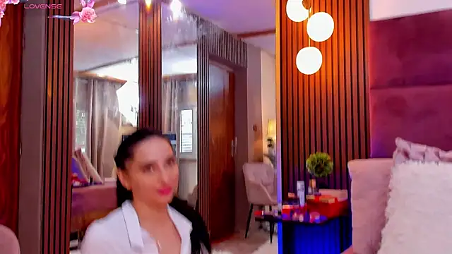 Snapshot of VanessaAngel chatting on 06-04-26, 05:56 VanessaAngel online show from 06-04-26, 05:56