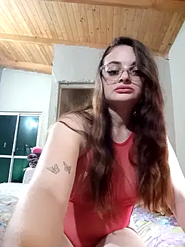 Emmacut online show from 10-18-25, 04:31