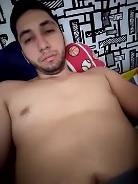 Snapshot of Miguelgel578 chatting on 09-16-25, 01:56 Miguelgel578 online show from 09-16-25, 01:56