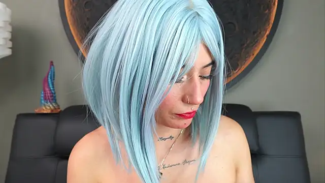 miss sharlotte18 online show from 11-14-25, 09:29