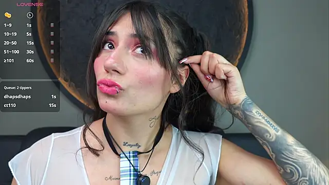 miss sharlotte18 online show from 10-01-25, 06:12